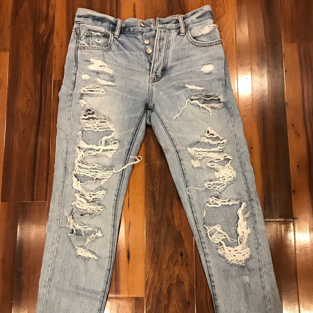 American Eagle Mom Jeans